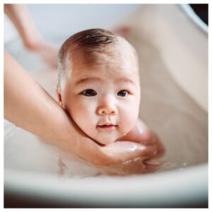tips_to_bathe_a_newborn_baby_main